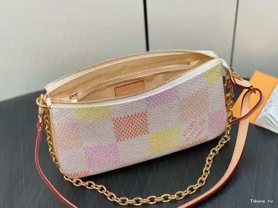 Cheap LOUIS Pochette Accessoires-23.5*13.5*4CM VUITTON 0629